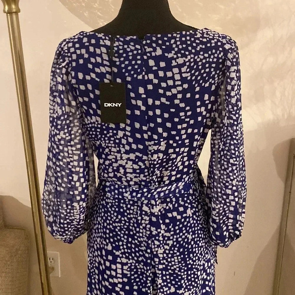 DKNY dress size 8 NWT - Picture 6 of 7